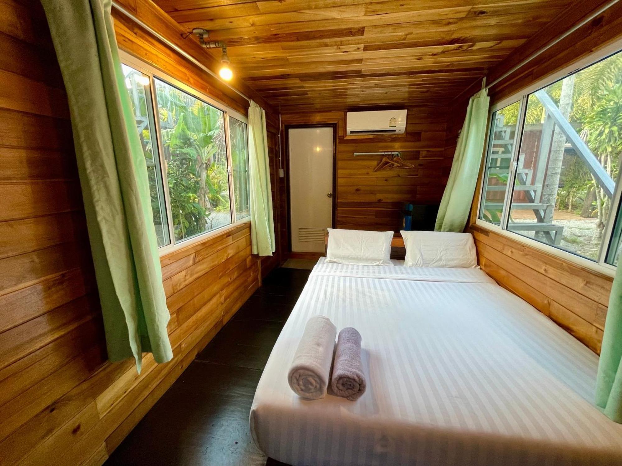 The Camper Lodge Khao Sok Ban Bang Bon Esterno foto